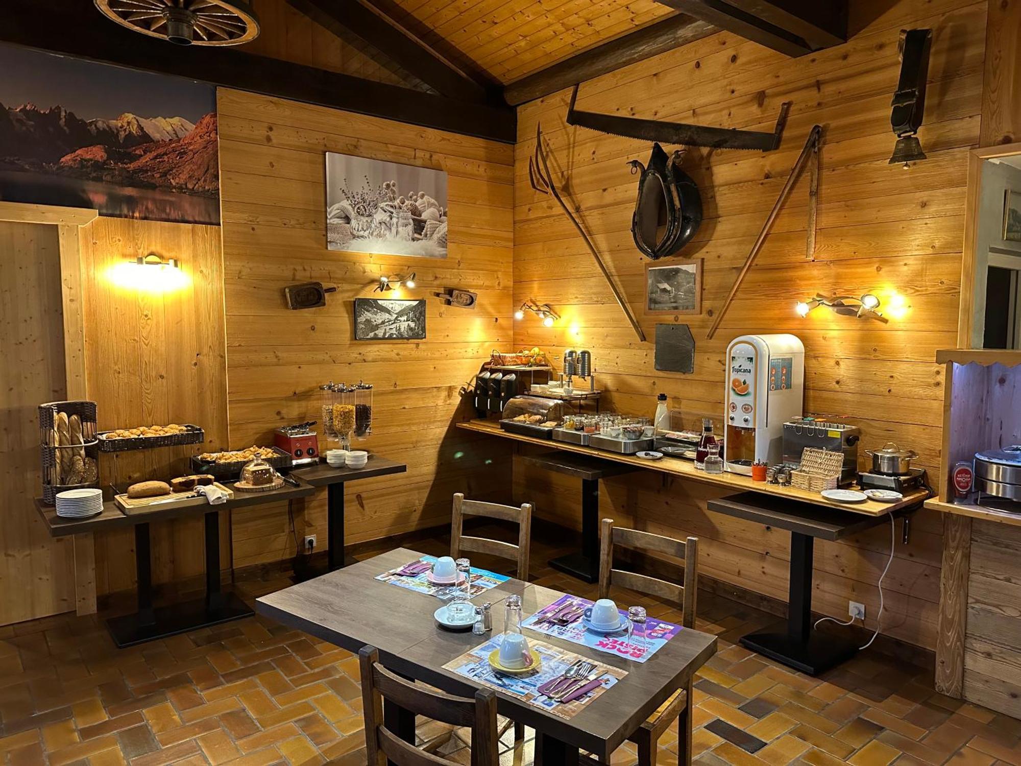Hotel Le Soly 모르진 외부 사진